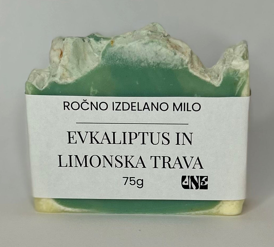 EVKALIPTUS IN LIMONSKA TRAVA